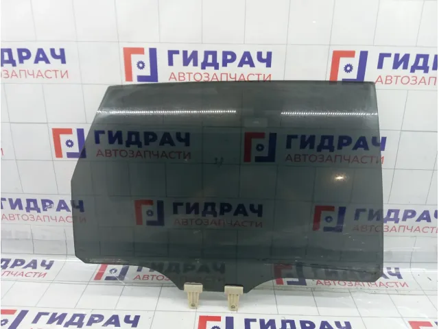 Стекло двери задней правой Suzuki Aerio 8450354G20