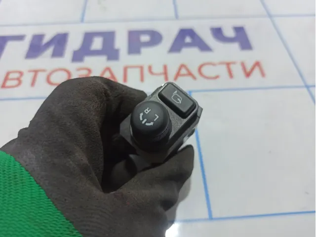 Переключатель регулировки зеркал Suzuki SX4 (JYA) 37950-57L10