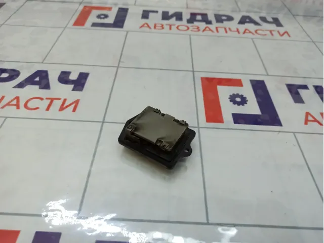 Резистор отопителя Suzuki Vitara 7424065D01