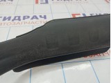 Накладка порога внутренняя задняя правая Suzuki Grand Vitara (JT) 76170-65J00-5PK. Царапины, потертость.