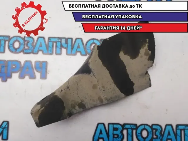 Пыльник двигателя левый Volkswagen Touareg 2004 7L6809967 Отличное состояние