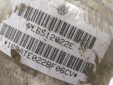 Амортизатор задний правый Volkswagen Touareg 2004 7L6512022E Отличное состояние