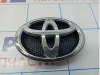 Эмблема Toyota Auris (E150) 75311-02140. В решетку радиатора.