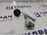 Лючок бензобака Toyota Auris (E150) 77350-12480. С крышкой.