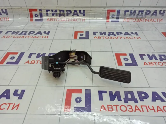 Педаль газа Toyota Avensis 7801020122