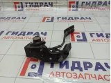 Педаль газа Toyota Avensis 7801020122