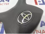 Подушка безопасности в рулевое колесо Toyota Avensis (T250) 45130-05112-B0. Дефект хрома.