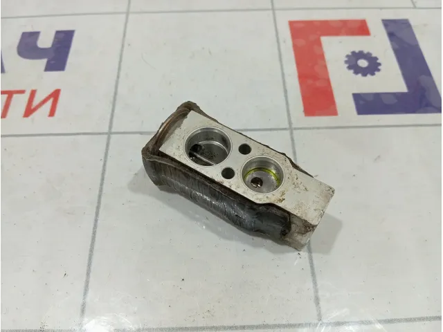 Клапан кондиционера Toyota Camry (XV40) 8851533020