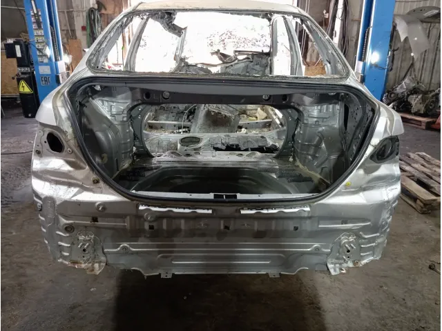 Панель задняя Toyota Camry (XV40) 7