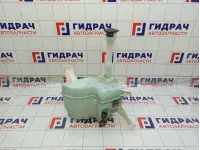 Бачок омывателя стекла Toyota Camry 8535533130