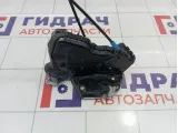 Замок двери передней правой Toyota Camry (XV50) 6903042221