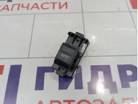 Кнопка стеклоподъемника Toyota Camry (XV50) 8481033120
