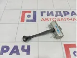 Ограничитель двери задний Toyota Camry 6863033112