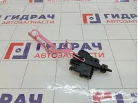 Активатор замка крышки бензобака Toyota Camry 7703033080