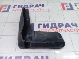 Брызговик передний левый Toyota Camry (XV70) 76622YY220