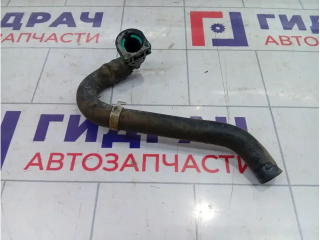 Патрубок охлаждения Toyota Camry (XV70) 8720933151