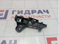 Кронштейн бампера задний правый Toyota Camry (XV70) 5256233060