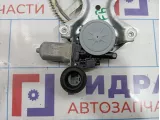 Стеклоподъемник электрический передний правый Toyota Camry (XV40) 69801-33060