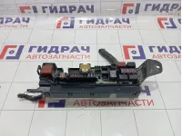 Блок предохранителей Toyota Corolla (E120) 8274102030