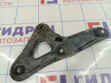 Кронштейн передней балки левый Toyota Corolla (E120) 52258-02020