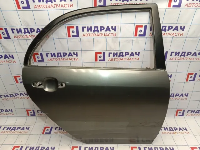 Дверь задняя правая Toyota Corolla (E120) 67003-02080