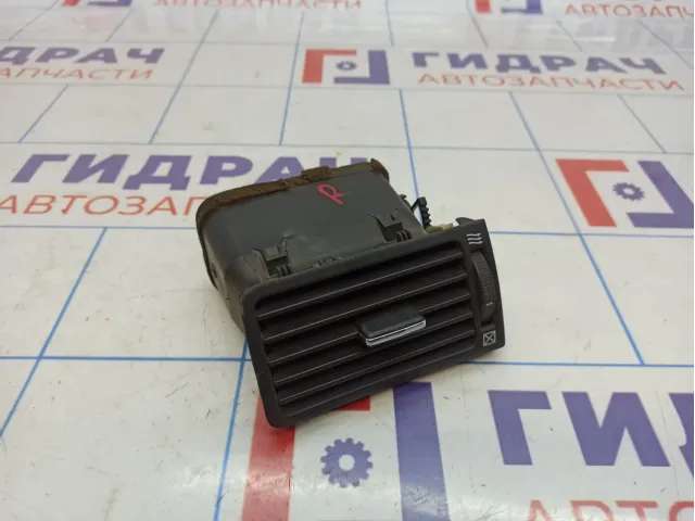 Дефлектор воздушный правый Toyota Corolla (E120) 55650-02020-B0