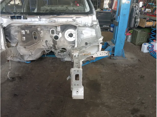 Лонжерон передний левый Toyota Corolla