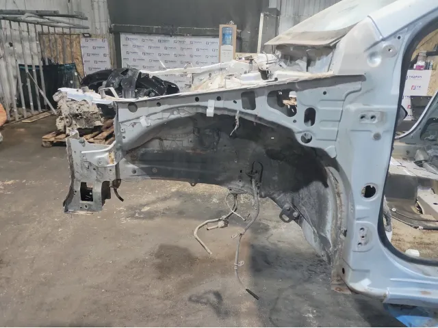 Лонжерон передний левый Toyota Corolla (E150)