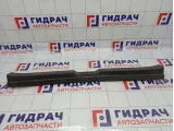 Обшивка багажника на заднюю панель Toyota Corolla Verso (AR10) 64716-0F010-B0