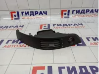 Дефлектор воздушный правый Toyota Corolla Verso (AR10) 55680-64010-B0