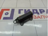 Демпфер бардачка Toyota Corolla Verso (AR10) 55054-33060