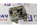 Блок предохранителей Toyota Estima 2 82734-28010.