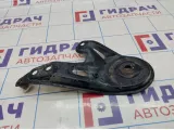 Кронштейн передней балки задний левый Toyota Highlander 2 (XU40) 51024-48040