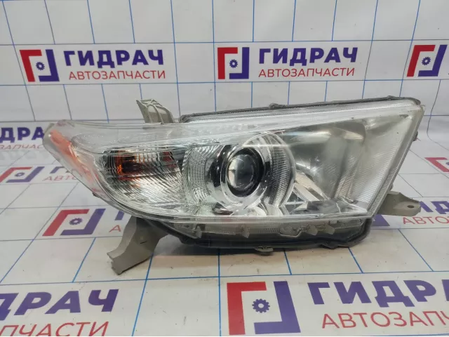 Фара правая Toyota Highlander 2 (XU40) 81130-48A30