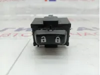 Кнопка центрального замка Toyota Highlander 8493012250