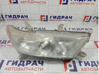 Фара правая Toyota Highlander 8113048A30