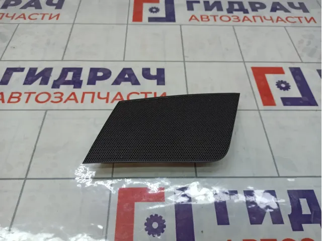 Решетка динамика на торпедо левая Toyota Highlander