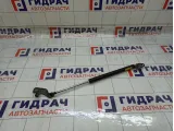 Амортизатор крышки (двери) багажника правый Toyota Highlander 6895049375