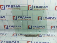 Стекло двери задней правой Toyota Land Cruiser Prado (J120) 68113-60221