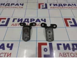 Петли двери передней правой Toyota Land Cruiser Prado (J120) 68710-35030