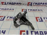 Кронштейн Toyota Land Cruiser Prado (J120) 87101-35010