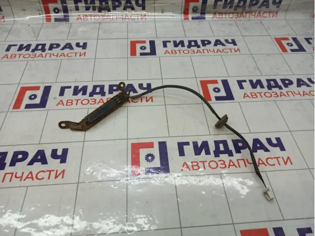 Антенна Toyota Prius 8999747010