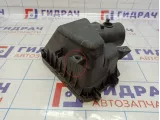 Крышка воздушного фильтра Toyota RAV4 (XA30) 17705-28250