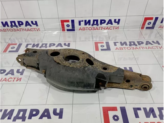 Рычаг задний поперечный левый Toyota RAV4 (XA30) 48740-42010