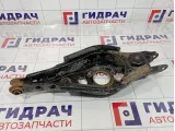 Рычаг задний поперечный правый Toyota RAV4 (XA30) 48730-42040