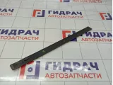 Уплотнитель стойки средней правой Toyota RAV4 (XA30) 67873-42010