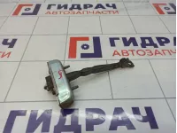 Ограничитель двери багажника Toyota RAV4 (XA30) 68650-42070