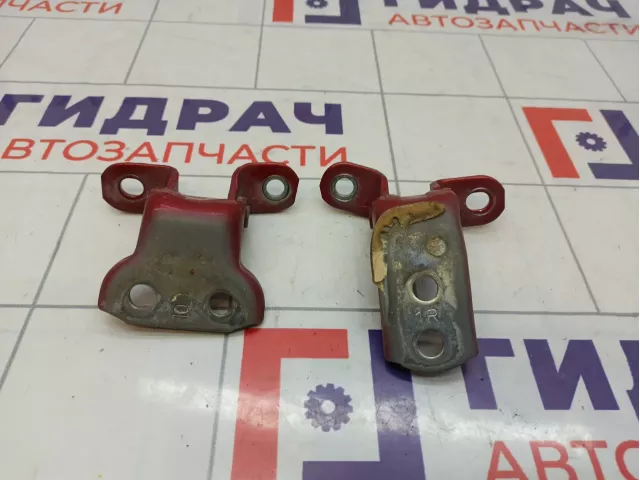 Петли двери передней правой Toyota RAV4 (XA30)