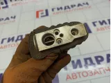 Клапан кондиционера Toyota RAV4 (XA30) 88515-42090