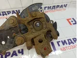Кулак поворотный задний правый Toyota RAV4 (XA30) 42304-42020